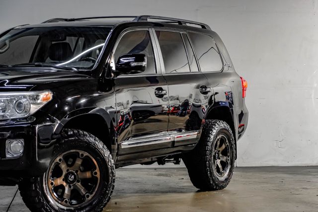 2013 Toyota Land Cruiser LIFTED 18" Fuel 34" BFG 3rd Row SUNROOF Texas | Dallas, TX | East Dallas Diesel 2013 Toyota Land Cruiser LIFTED 18" Fuel 34" BFG 3rd Row SUNROOF Texas | Dallas, TX | East Dallas Diesel