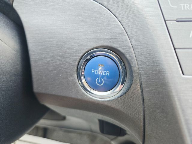2013 Toyota Prius III | Ellisville, MO | AutoPort