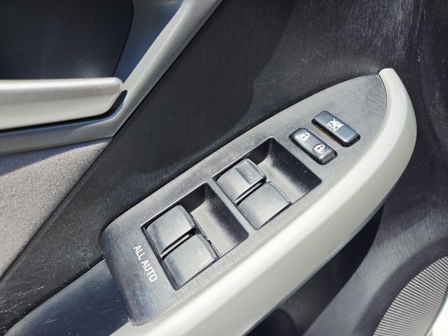 2013 Toyota Prius III | Ellisville, MO | AutoPort 2013 Toyota Prius III | Ellisville, MO | AutoPort