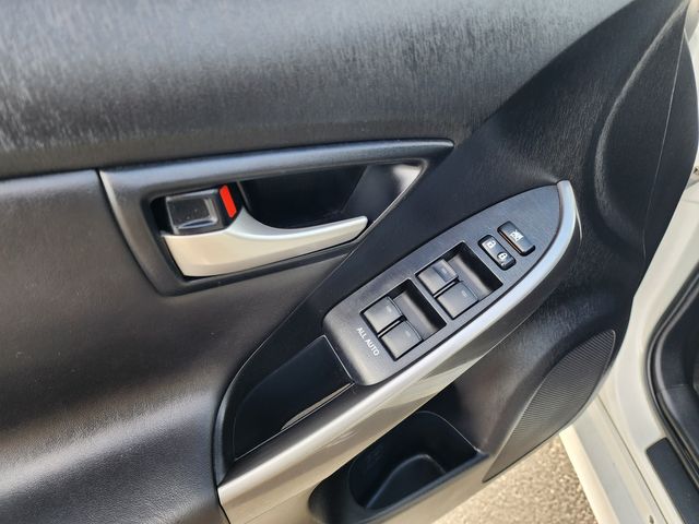 2013 Toyota Prius Three 2013 Toyota Prius Three