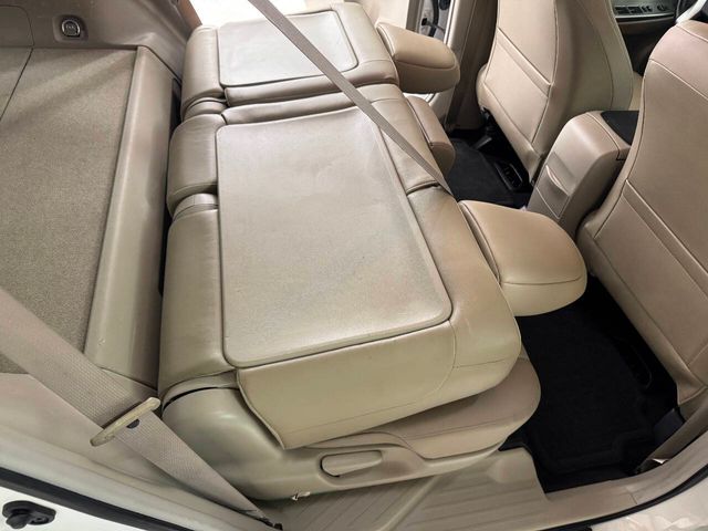 2013 Toyota Prius v Five 4dr Wagon | Houston, TX | Houston Auto Credit 2013 Toyota Prius v Five 4dr Wagon | Houston, TX | Houston Auto Credit