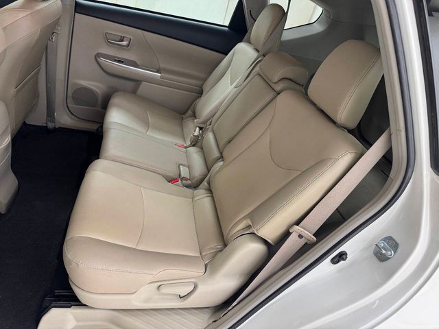 2013 Toyota Prius v Five 4dr Wagon | Houston, TX | Houston Auto Credit 2013 Toyota Prius v Five 4dr Wagon | Houston, TX | Houston Auto Credit