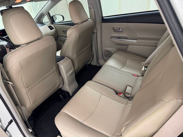 2013 Toyota Prius v Five 4dr Wagon | Houston, TX | Houston Auto Credit 2013 Toyota Prius v Five 4dr Wagon | Houston, TX | Houston Auto Credit