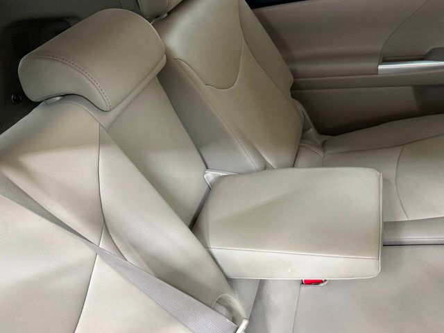 2013 Toyota Prius v Five 4dr Wagon | Houston, TX | Houston Auto Credit 2013 Toyota Prius v Five 4dr Wagon | Houston, TX | Houston Auto Credit