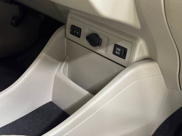 2013 Toyota Prius v Five 4dr Wagon | Houston, TX | Houston Auto Credit 2013 Toyota Prius v Five 4dr Wagon | Houston, TX | Houston Auto Credit