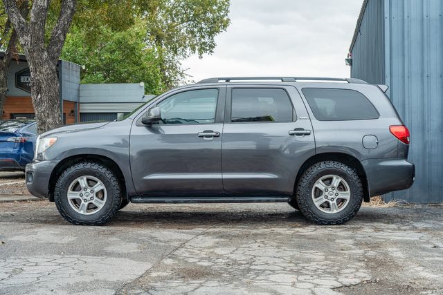 2013 Toyota Sequoia SR5 RWD / REGULAR SERVICE BY TOYOTA | Austin, TX | Rocky Mountain Truck Stop Austin 2013 Toyota Sequoia SR5 RWD / REGULAR SERVICE BY TOYOTA | Austin, TX | Rocky Mountain Truck Stop Austin