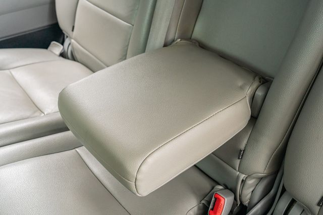 2013 Toyota Sequoia SR5 RWD / REGULAR SERVICE BY TOYOTA | Austin, TX | Rocky Mountain Truck Stop Austin 2013 Toyota Sequoia SR5 RWD / REGULAR SERVICE BY TOYOTA | Austin, TX | Rocky Mountain Truck Stop Austin