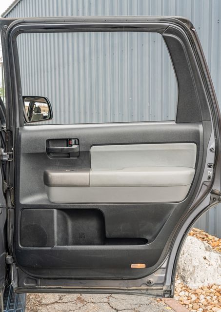 2013 Toyota Sequoia SR5 RWD / REGULAR SERVICE BY TOYOTA | Austin, TX | Rocky Mountain Truck Stop Austin 2013 Toyota Sequoia SR5 RWD / REGULAR SERVICE BY TOYOTA | Austin, TX | Rocky Mountain Truck Stop Austin