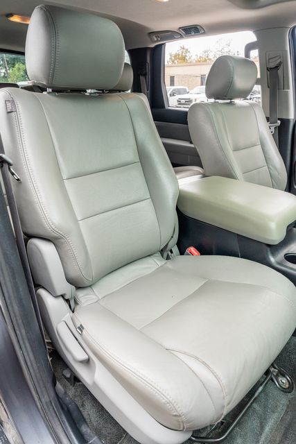 2013 Toyota Sequoia SR5 RWD / REGULAR SERVICE BY TOYOTA | Austin, TX | Rocky Mountain Truck Stop Austin 2013 Toyota Sequoia SR5 RWD / REGULAR SERVICE BY TOYOTA | Austin, TX | Rocky Mountain Truck Stop Austin