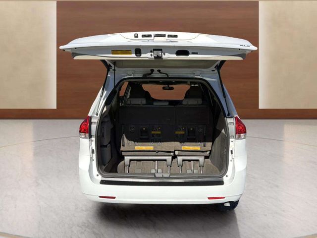 2013 Toyota Sienna XLE 8-Passenger | Alpharetta, GA | Star Motors 2013 Toyota Sienna XLE 8-Passenger | Alpharetta, GA | Star Motors