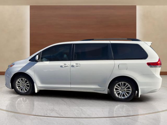 2013 Toyota Sienna XLE 8-Passenger | Alpharetta, GA | Star Motors 2013 Toyota Sienna XLE 8-Passenger | Alpharetta, GA | Star Motors