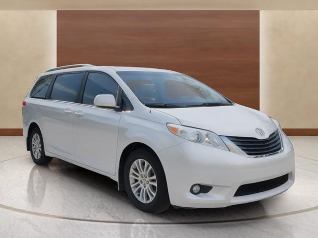 2013 Toyota Sienna XLE 8-Passenger | Alpharetta, GA | Star Motors