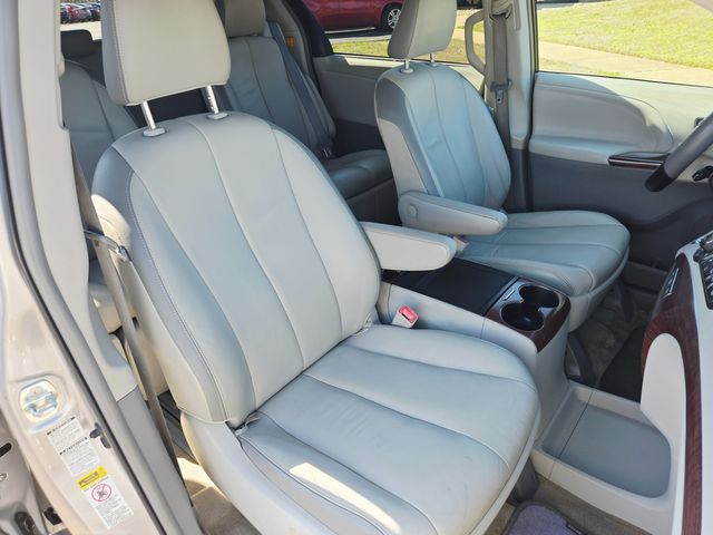 2013 Toyota Sienna Limited 7-Passenger | Ellisville, MO | AutoPort 2013 Toyota Sienna Limited 7-Passenger | Ellisville, MO | AutoPort