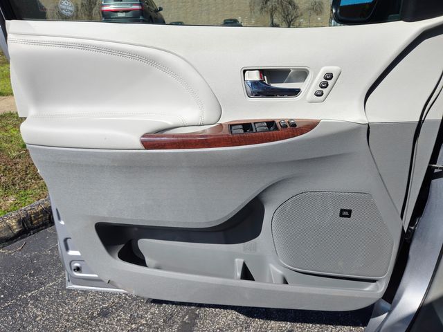 2013 Toyota Sienna Limited 7-Passenger | Ellisville, MO | AutoPort