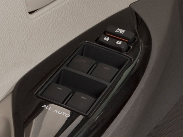 2013 Toyota Sienna SE 3RD ROW