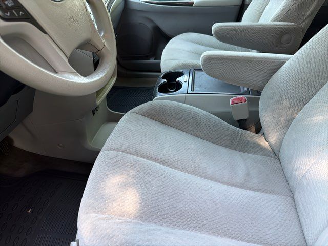 2013 Toyota Sienna LE 8-Passenger Imports and More Inc