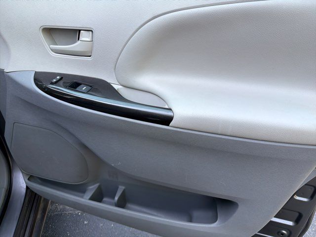 2013 Toyota Sienna LE 8-Passenger Imports and More Inc