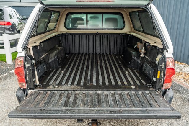 2013 Toyota Tacoma Base Regular Cab RWD / 2.7L / 5MT / CLEAN CARFAX | Dallas, TX | Rocky Mountain Truck Stop Dallas