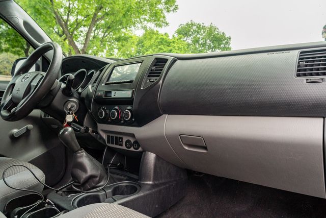 2013 Toyota Tacoma Base Regular Cab RWD / 2.7L / 5MT / CLEAN CARFAX | Dallas, TX | Rocky Mountain Truck Stop Dallas 2013 Toyota Tacoma Base Regular Cab RWD / 2.7L / 5MT / CLEAN CARFAX | Dallas, TX | Rocky Mountain Truck Stop Dallas
