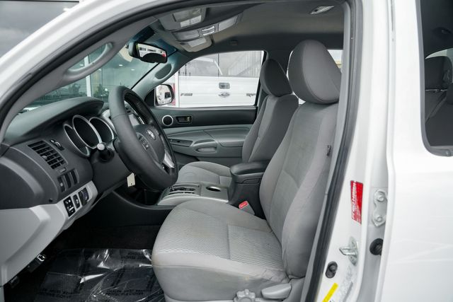 2013 Toyota Tacoma PreRunner V6 SR5 - TOWING PKG / CLEAN CARFAX | Austin, TX | Rocky Mountain Truck Stop Austin 2013 Toyota Tacoma PreRunner V6 SR5 - TOWING PKG / CLEAN CARFAX | Austin, TX | Rocky Mountain Truck Stop Austin