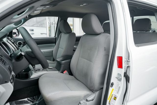 2013 Toyota Tacoma PreRunner V6 SR5 - TOWING PKG / CLEAN CARFAX | Austin, TX | Rocky Mountain Truck Stop Austin 2013 Toyota Tacoma PreRunner V6 SR5 - TOWING PKG / CLEAN CARFAX | Austin, TX | Rocky Mountain Truck Stop Austin