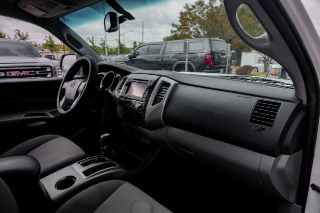 2013 Toyota Tacoma PreRunner V6 SR5 - TOWING PKG / CLEAN CARFAX | Austin, TX | Rocky Mountain Truck Stop Austin 2013 Toyota Tacoma PreRunner V6 SR5 - TOWING PKG / CLEAN CARFAX | Austin, TX | Rocky Mountain Truck Stop Austin