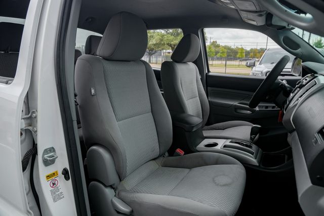 2013 Toyota Tacoma PreRunner V6 SR5 - TOWING PKG / CLEAN CARFAX | Austin, TX | Rocky Mountain Truck Stop Austin 2013 Toyota Tacoma PreRunner V6 SR5 - TOWING PKG / CLEAN CARFAX | Austin, TX | Rocky Mountain Truck Stop Austin