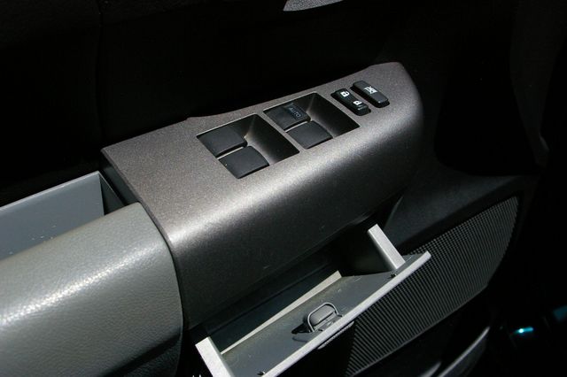 2013 Toyota Tundra Pickup 4D 5 1/2 ft