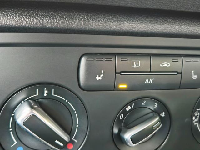 2013 Volkswagen Beetle Convertible Turbo PZEV | Ellisville, MO | AutoPort 2013 Volkswagen Beetle Convertible Turbo PZEV | Ellisville, MO | AutoPort