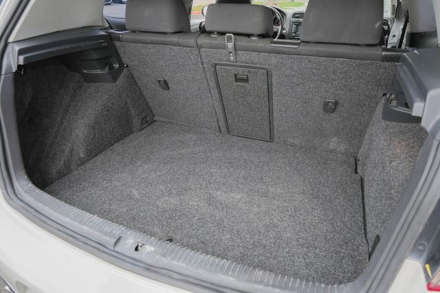 2013 Volkswagen Golf TDI HATCHBACK / CLEAN CARFAX / TURBO-DIESEL | Dallas, TX | Rocky Mountain Truck Stop Dallas