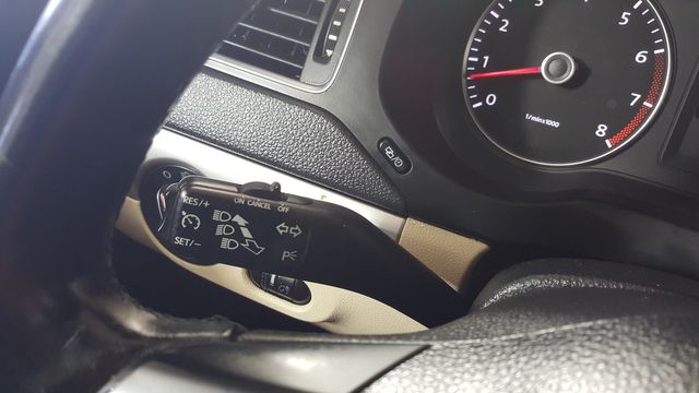 2013 Volkswagen Jetta SE PZEV | Carrollton, TX | Legend Motorcars of Carrollton 2013 Volkswagen Jetta SE PZEV | Carrollton, TX | Legend Motorcars of Carrollton