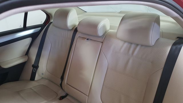 2013 Volkswagen Jetta SE PZEV | Carrollton, TX | Legend Motorcars of Carrollton 2013 Volkswagen Jetta SE PZEV | Carrollton, TX | Legend Motorcars of Carrollton