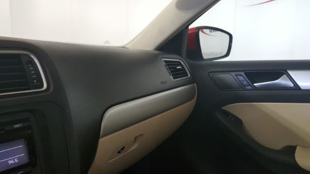 2013 Volkswagen Jetta SE PZEV | Garland, TX | Legend Motorcars Feed Account