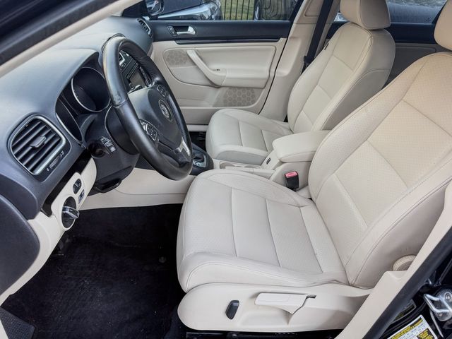 2013 Volkswagen Jetta SportWagen TDI