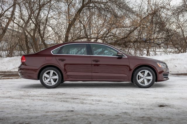 2013 Volkswagen Passat TDI SE w/ Heated Seats, Sunroof, 40 MPGs 2013 Volkswagen Passat TDI SE w/ Heated Seats, Sunroof, 40 MPGs