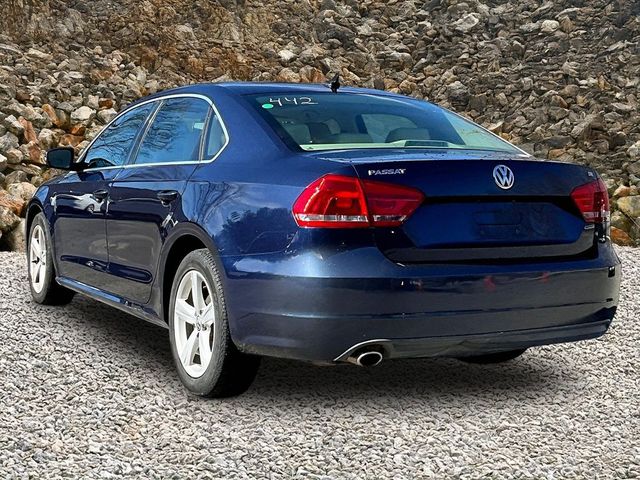 2013 Volkswagen Passat SE PZEV