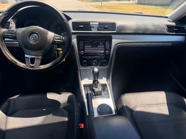 2013 Volkswagen Passat SE PZEV