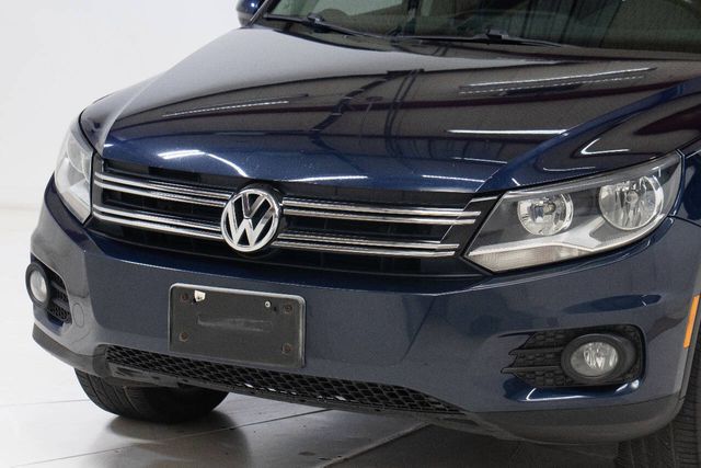 2013 Volkswagen Tiguan SE 4dr SUV w/Sunroof and Navigation (ends 1/13) | Houston, TX | Houston Auto Credit 2013 Volkswagen Tiguan SE 4dr SUV w/Sunroof and Navigation (ends 1/13) | Houston, TX | Houston Auto Credit