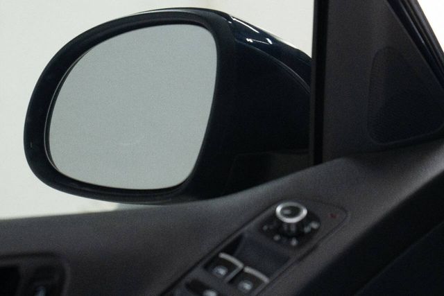 2013 Volkswagen Tiguan SE 4dr SUV w/Sunroof and Navigation (ends 1/13) | Houston, TX | Houston Auto Credit 2013 Volkswagen Tiguan SE 4dr SUV w/Sunroof and Navigation (ends 1/13) | Houston, TX | Houston Auto Credit