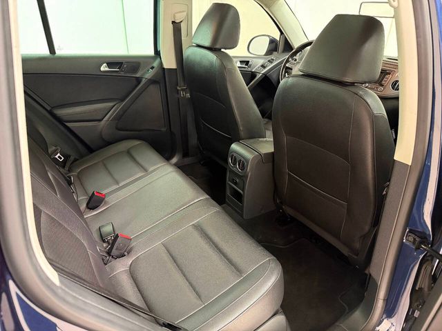 2013 Volkswagen Tiguan SE 4dr SUV w/Sunroof and Navigation (ends 1/13) | Houston, TX | Houston Auto Credit 2013 Volkswagen Tiguan SE 4dr SUV w/Sunroof and Navigation (ends 1/13) | Houston, TX | Houston Auto Credit
