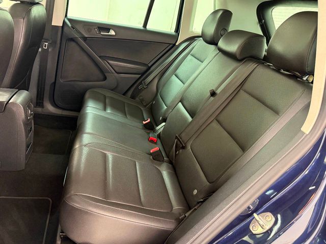 2013 Volkswagen Tiguan SE 4dr SUV w/Sunroof and Navigation (ends 1/13) | Houston, TX | Houston Auto Credit 2013 Volkswagen Tiguan SE 4dr SUV w/Sunroof and Navigation (ends 1/13) | Houston, TX | Houston Auto Credit