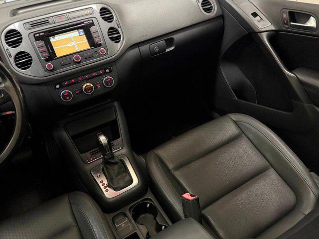 2013 Volkswagen Tiguan SE 4dr SUV w/Sunroof and Navigation (ends 1/13) | Houston, TX | Houston Auto Credit 2013 Volkswagen Tiguan SE 4dr SUV w/Sunroof and Navigation (ends 1/13) | Houston, TX | Houston Auto Credit