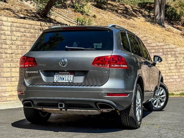 2013 Volkswagen Touareg TDI Sport | Agoura Hills, CA | SoCal Auto Group 2013 Volkswagen Touareg TDI Sport | Agoura Hills, CA | SoCal Auto Group