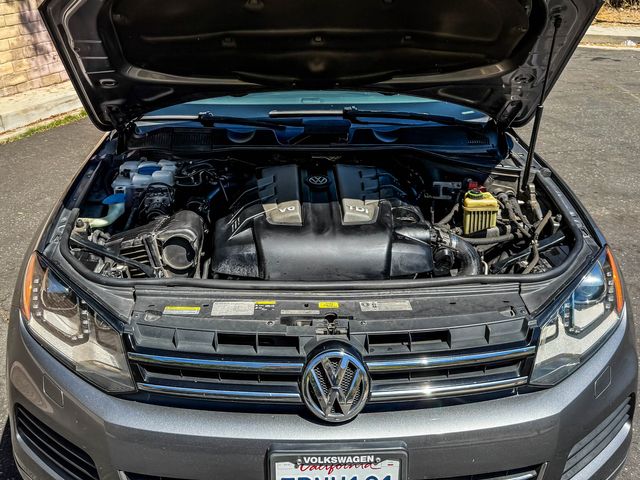 2013 Volkswagen Touareg TDI Sport | Agoura Hills, CA | SoCal Auto Group 2013 Volkswagen Touareg TDI Sport | Agoura Hills, CA | SoCal Auto Group