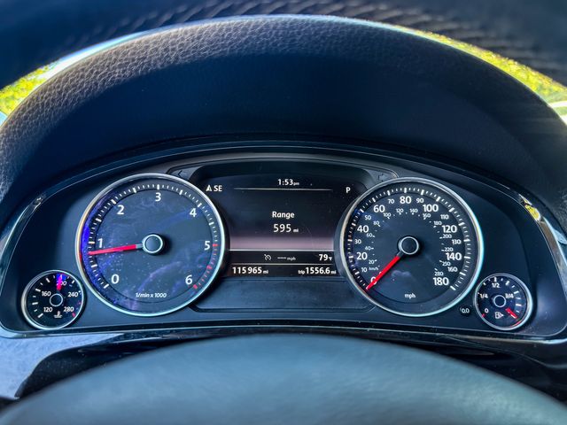 2013 Volkswagen Touareg TDI Sport | Agoura Hills, CA | SoCal Auto Group 2013 Volkswagen Touareg TDI Sport | Agoura Hills, CA | SoCal Auto Group