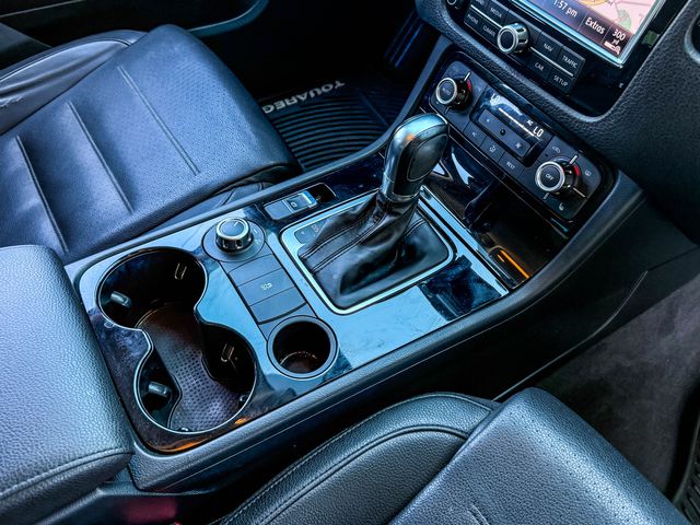 2013 Volkswagen Touareg TDI Sport | Agoura Hills, CA | SoCal Auto Group 2013 Volkswagen Touareg TDI Sport | Agoura Hills, CA | SoCal Auto Group