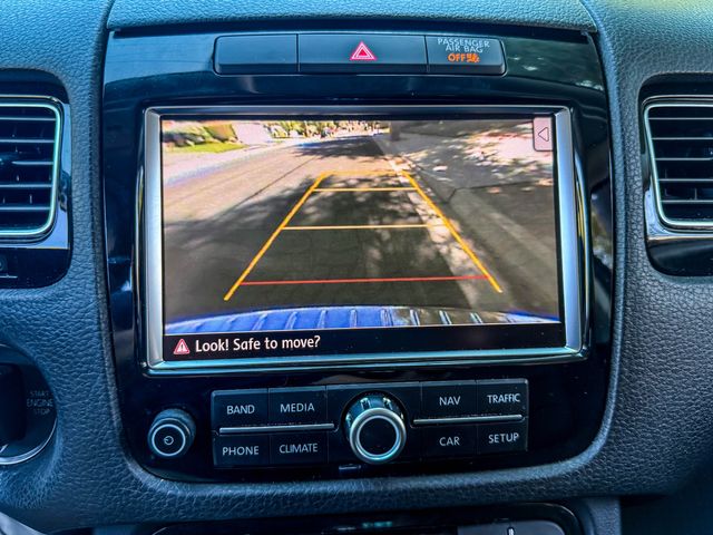 2013 Volkswagen Touareg TDI Sport | Agoura Hills, CA | SoCal Auto Group 2013 Volkswagen Touareg TDI Sport | Agoura Hills, CA | SoCal Auto Group