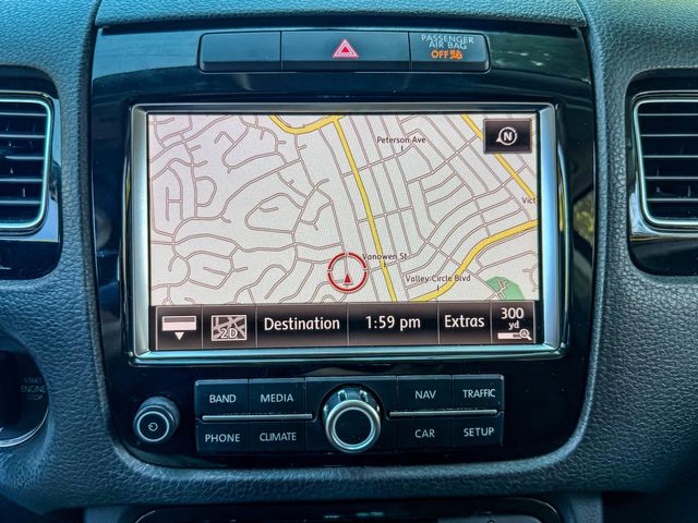 2013 Volkswagen Touareg TDI Sport | Agoura Hills, CA | SoCal Auto Group 2013 Volkswagen Touareg TDI Sport | Agoura Hills, CA | SoCal Auto Group