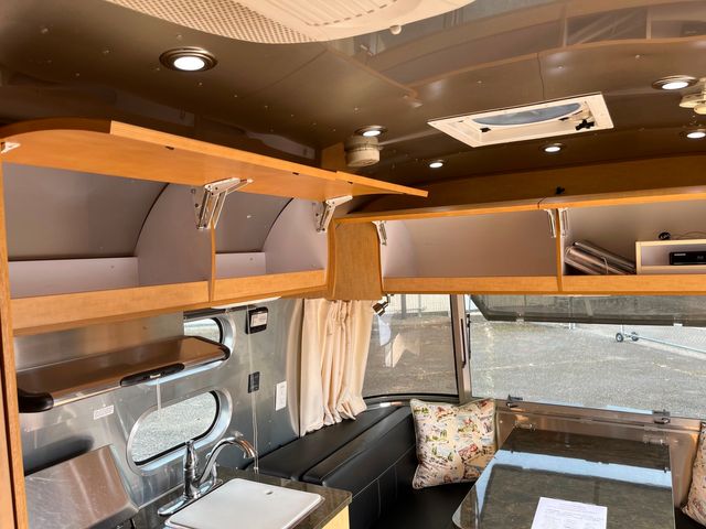 2014 Airstream Flying Cloud 19CB