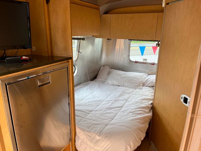 2014 Airstream Flying Cloud 19CB
